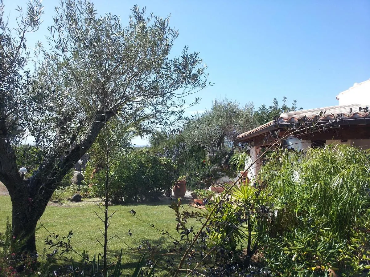 La Casa Dell'Artista Vila Orosei Villa